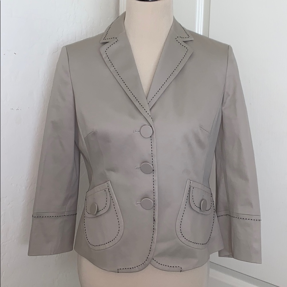 Ann Taylor LOFT Women’s Blazer 🌼🦋